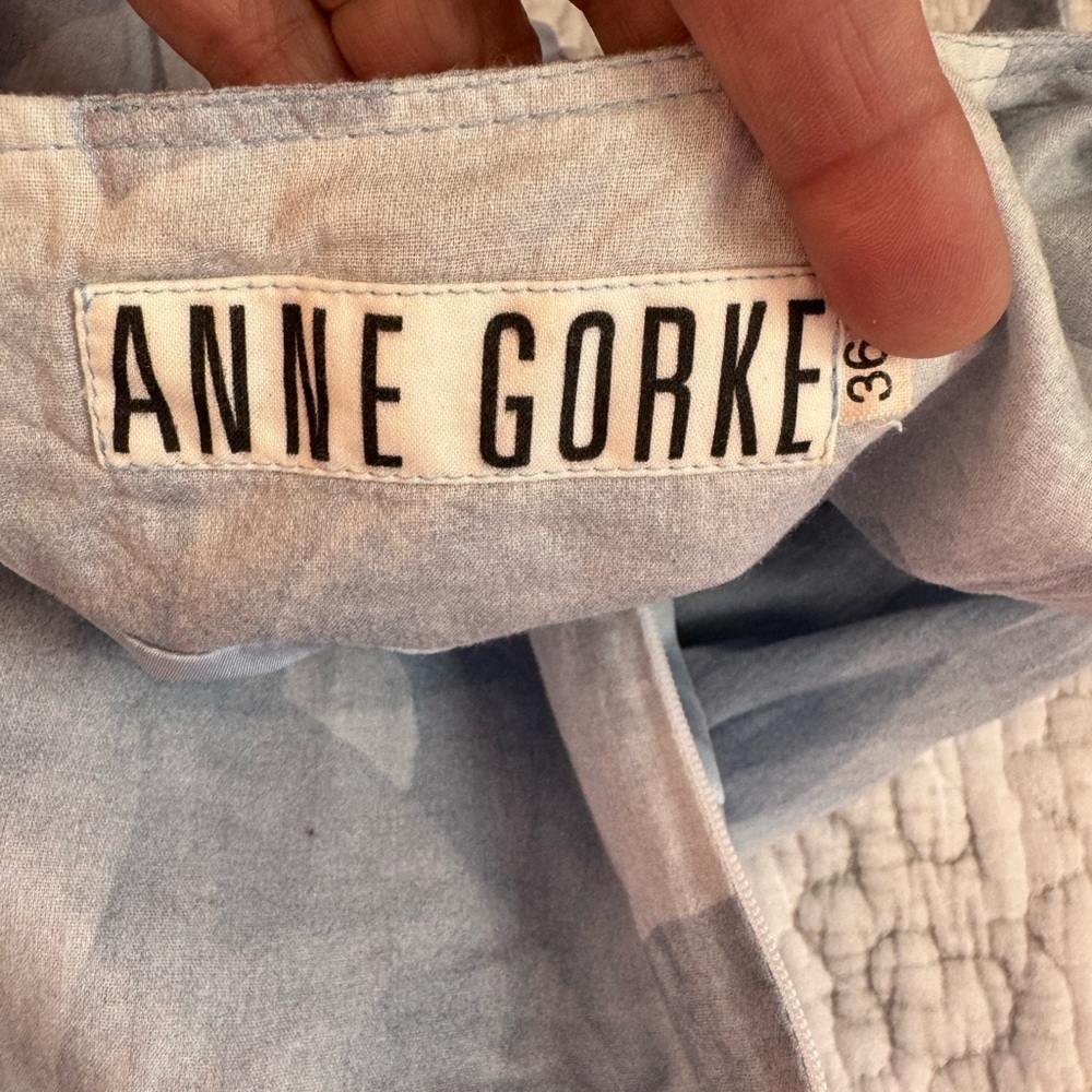 Anne Gorke Elegant Blue Patterned Dress - Picture 13 of 13